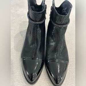 Azura Black Textured bootie.